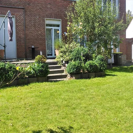 Stadthaus, Mit Terrasse Und Garten